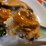 珉亭 - 肉厚ではないけれど　一切れが大きいです