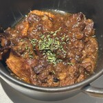 murs - 黒毛和牛の牛すじ赤ワイン煮込み