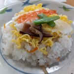 うどんの里 やまびこ - ちらし寿司３３０円