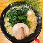 横浜家系ラーメン 一新家 - 