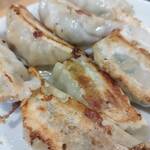 餃子工房 まんぷく - 料理写真: