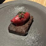 REVIVE KITCHEN THREE - 