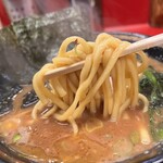 豚骨醤油ラーメン 王道家 - 