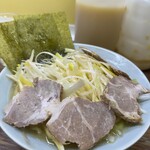 家系ラーメン まこと家 - 