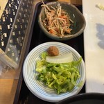 とんかつ しお田 - 小鉢とお新香(2026年2月8日撮影)