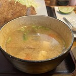 とんかつ しお田 - 豚汁(2026年2月8日撮影)