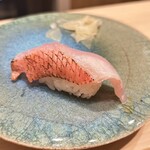 すしのいずみ - 金目鯛炙り
