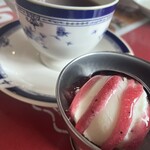 スリランカ くまもと - ヨーグルトアイスと紅茶