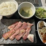 焼肉 GRANDELA - 