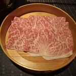 瀬里奈 - 北海道産の特選牛サーロインのしゃぶしゃぶ肉・その1です。