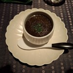 瀬里奈 - トリュフとモッツァレラチーズの茶碗蒸しです。