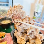 タカマツ ベース カフェ - とてもサックサクの唐揚げで
濃くない味つけが美味しいです(^^♪