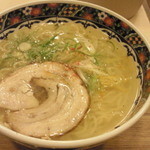 味噌乃家 - ゆず塩ラーメン　￥６８０　（２０１５．１．１６）