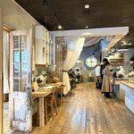 キャトル エピス - 内観 ②