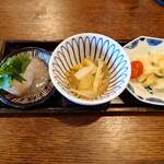 釜めし菜時記 さき亭 - コースの前菜盛り合わせ、中華くらげと白菜の酢の物、さといものあんかけ