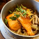 釜めし菜時記 さき亭 - 鮭いくら釜めし