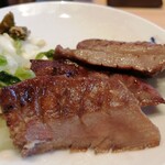 利久食堂 イオンレイクタウンkaze店 - 極み厚切り牛タン