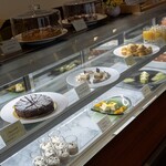 パティスリー＆ブーランジェリー ラ・パルム・ドール - ショーケース②