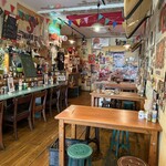 ズートンズ - 店内