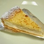 パティスリーシイヤ - タルト・フロマージュ　360円(2015.1)