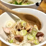 らーめん かねかつ - 肉ごはん✨