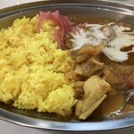 カフェ&カレー カデル