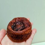 fammy by Miho Sato - 柔らかいカヌレといった印象。