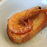 魔法のパスタ - アヒージョをバケットにのせて