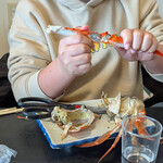 まるは食堂旅館 - 孫はわたりと格闘