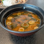 まるは食堂旅館 - 赤出汁