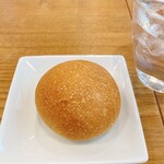 フランス食堂 オグチ - パン　熱々です♪