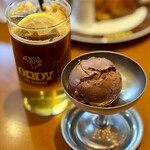 THE ORDY BAKERY - ラムレーズンチョコレートジェラートとジンジャーエールエスプレッソ