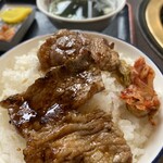 高木屋焼肉店 - バラ丼♡