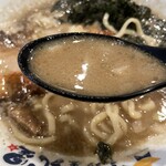 濃厚煮干しラーメン 麺屋 弍星 神戸三宮東店 - 