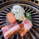 高木屋焼肉店 - さて♪育てたろか〜