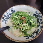 麪家ひばり - 料理写真:あご出汁白湯葱まみれ