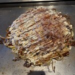 お好み焼 鉄板焼 徳川 - カツオ節はまだ半分でした