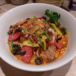 アジトイズム - ピザソバ（800円）