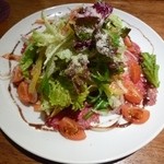 松阪ダルマ - 牛のカルパッチョサラダ