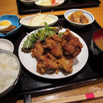 Mikuriya - 【ランチ】 鶏の唐揚げ定食 \750 もも肉でした