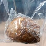 ラチュレ - パン・オ・ショコラ　￥519