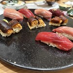 築地すしOmakase - 中トロ、赤身、あん肝（スイカ皮巻き）