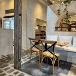 We eat Wheat 鵠沼海岸 - 