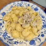 We eat Wheat 鵠沼海岸 - 