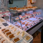 笹兵衛 - 料理写真:店内の揚げ物コーナー