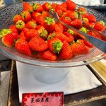 AWkitchen TOKYO 新丸ビル店 - 茨城県産ファーマ村いちご