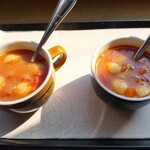 パン酵母 シーバー - 具たっぷりミネストローネ付。ランチはピザにもパスタにも付くので今日は3つも付いちゃった。嬉しい