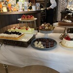 カフェ＆ダイニング ゼルコヴァ - 