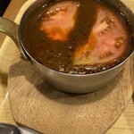 ガンジー - トマトとチーズのカレー