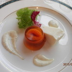 右にテリーヌ。